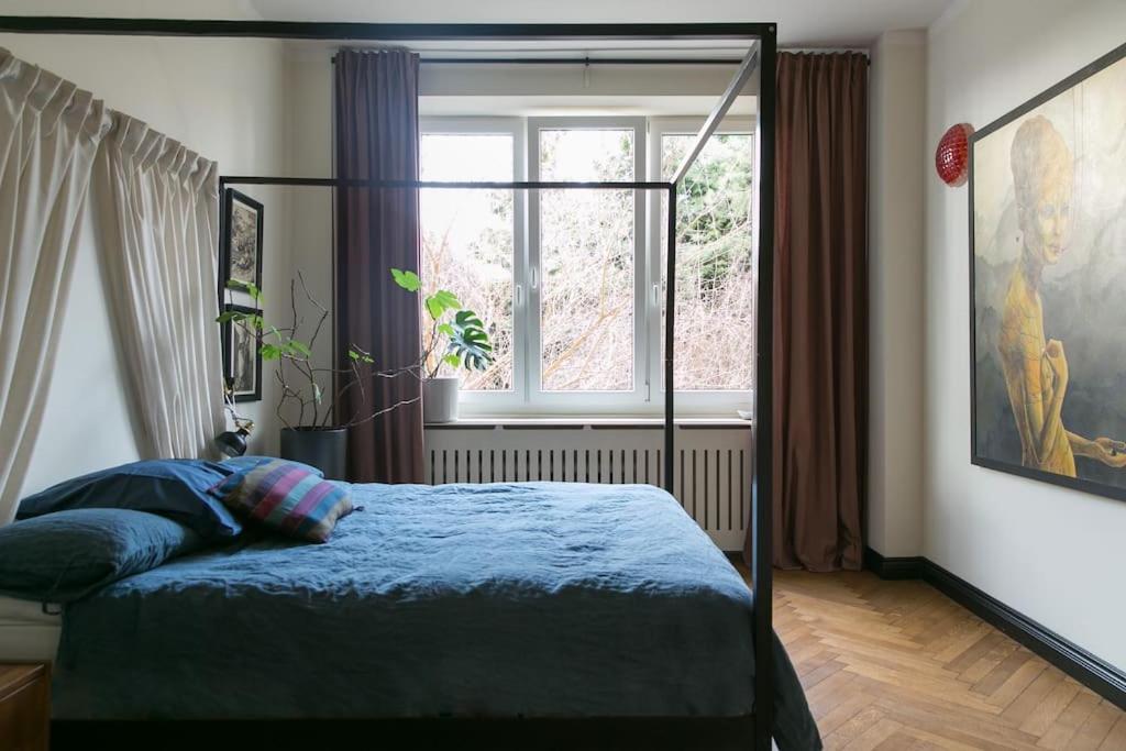 Dark Blue Apartment Warsaw Exterior photo